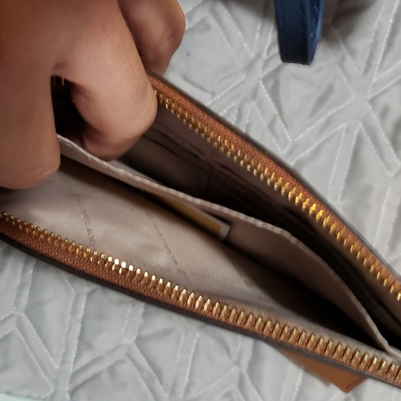 MICHAEL KORS LOT - Picture 4 of 8